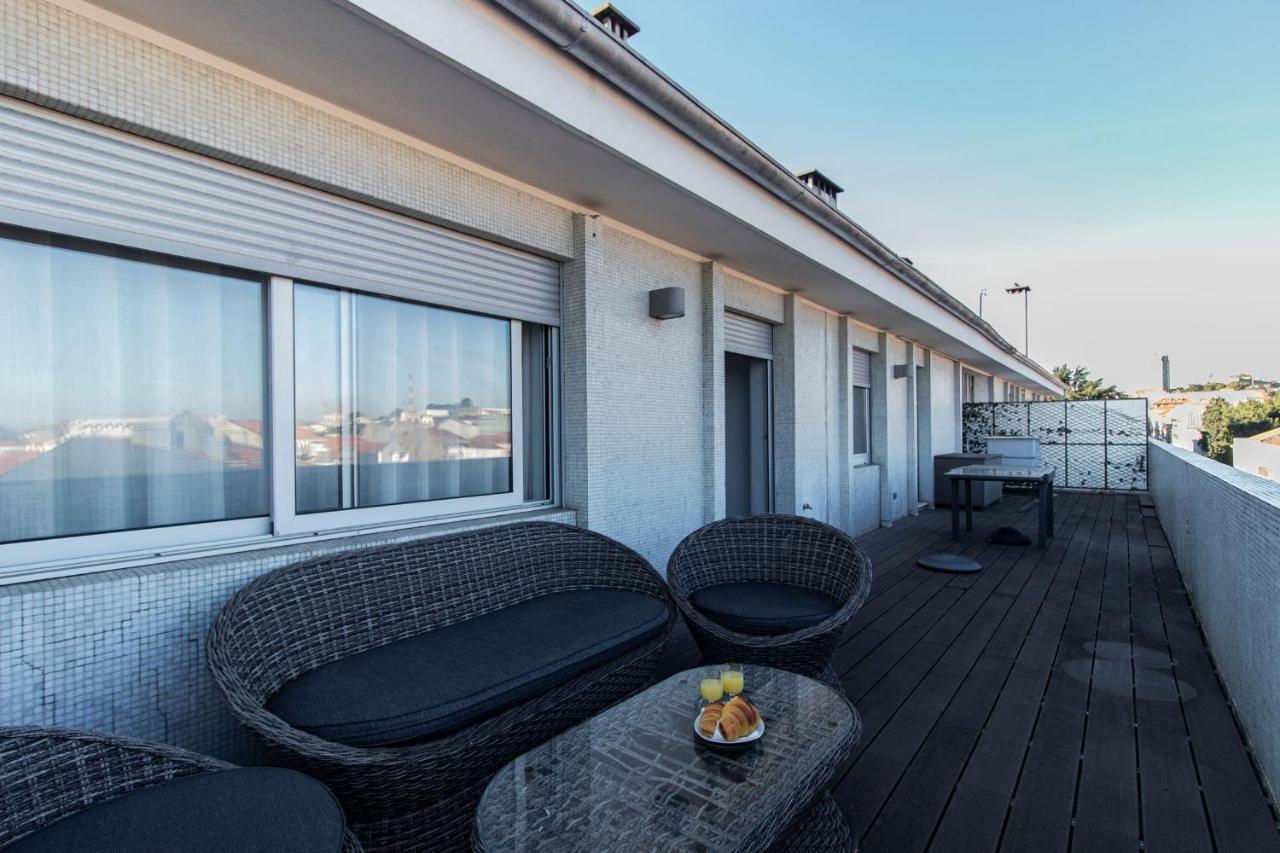 Downtown 1Br Apartment W/ Balcony By Lovelystay OOporto Extérieur photo